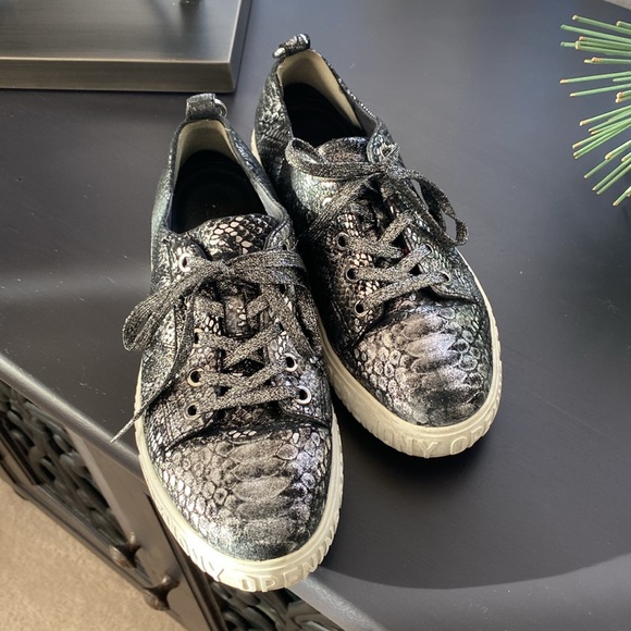 Opening Ceremony Snakeskin Sneakers - Picture 3 of 5